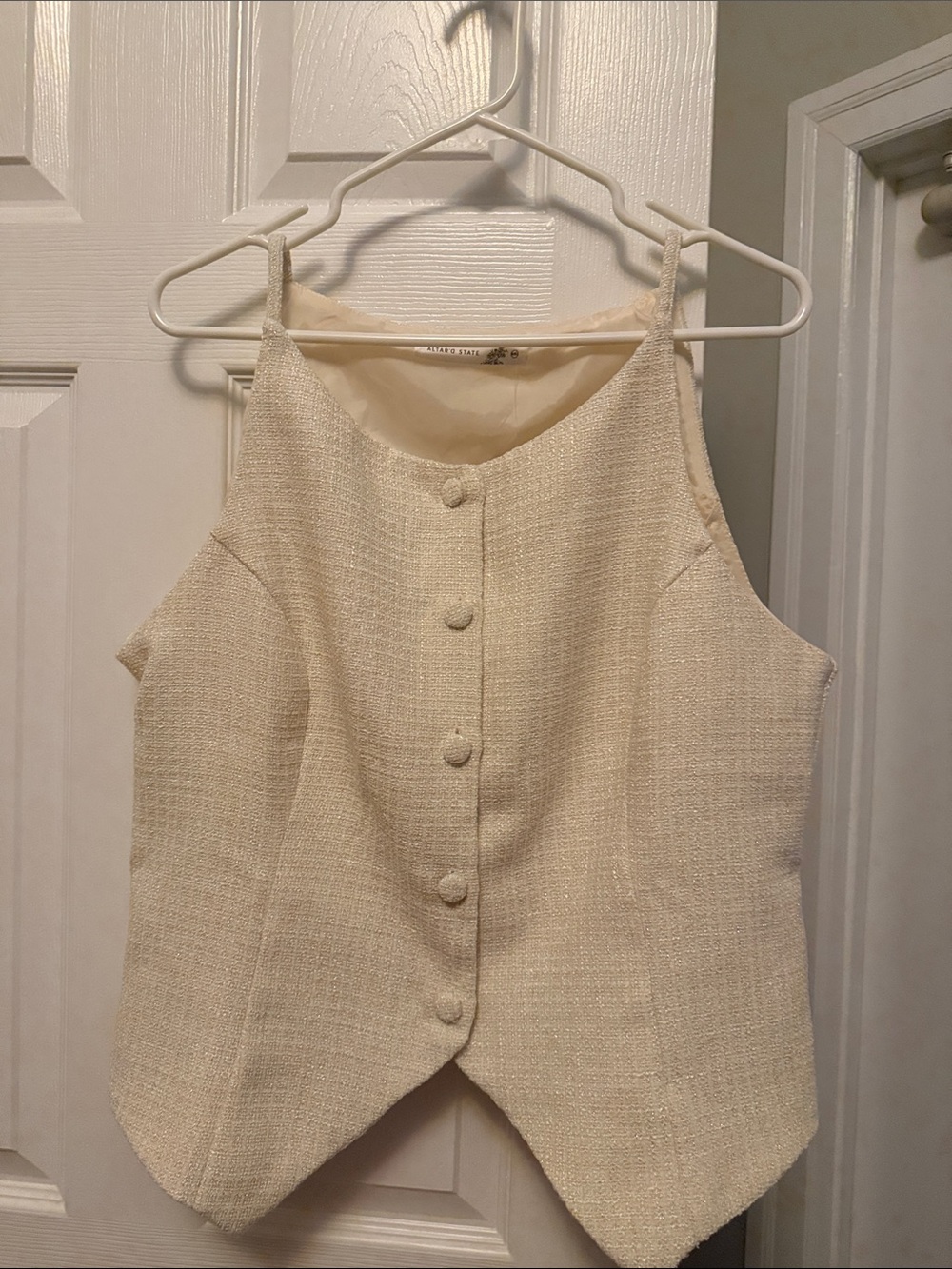 Altar'd State Cream Textured Sleeveless Shell